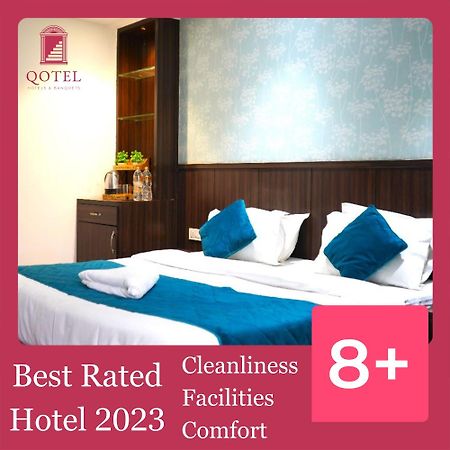 Qotel Hotel Rajouri Garden Above Ritu Marbles, Near Rajouri Garden Metro Station-Couple Friendly 뉴델리 외부 사진