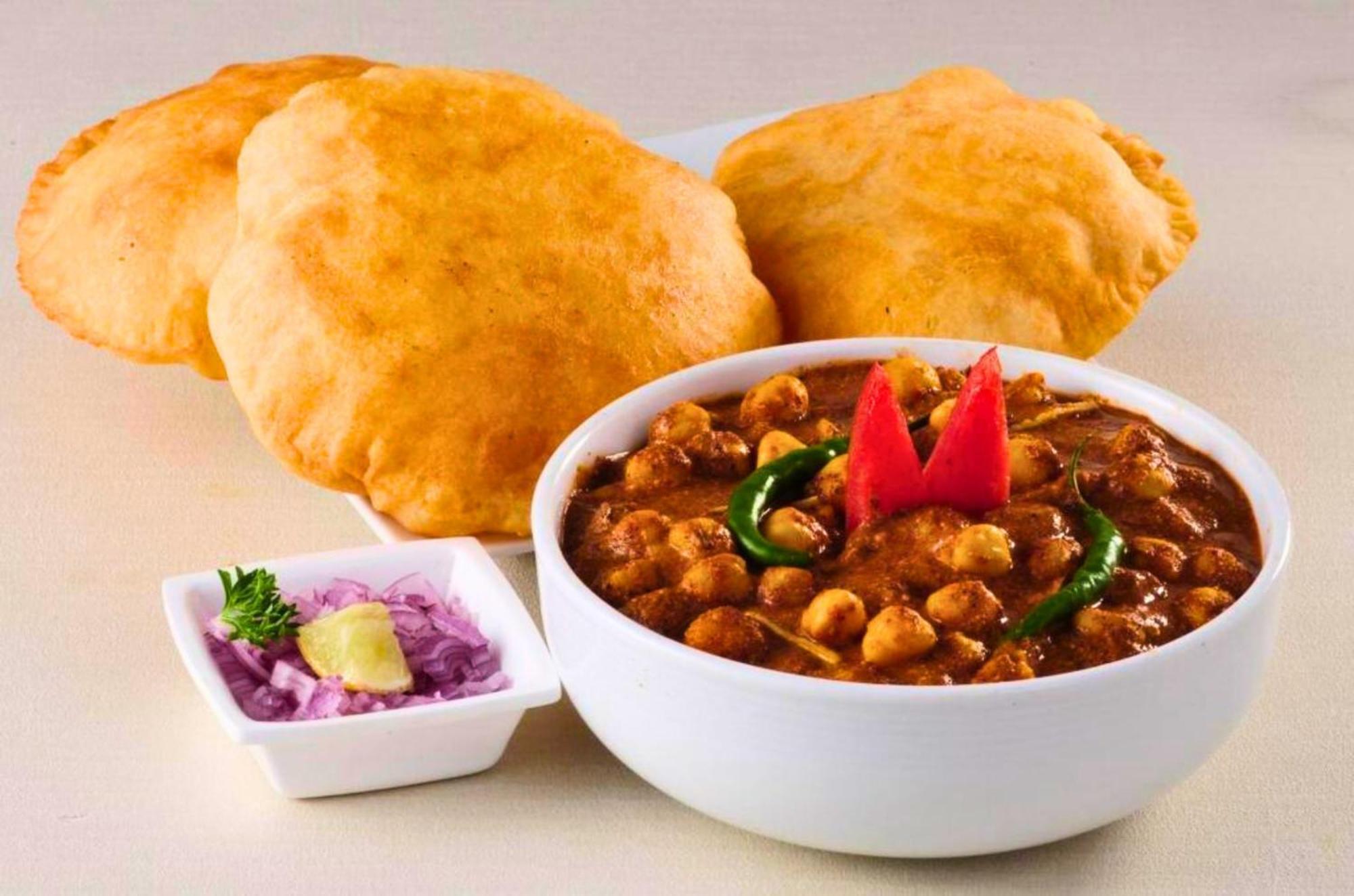 Qotel Hotel Rajouri Garden Above Ritu Marbles, Near Rajouri Garden Metro Station-Couple Friendly 뉴델리 외부 사진